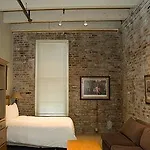 Jelly Roll Executive Suites